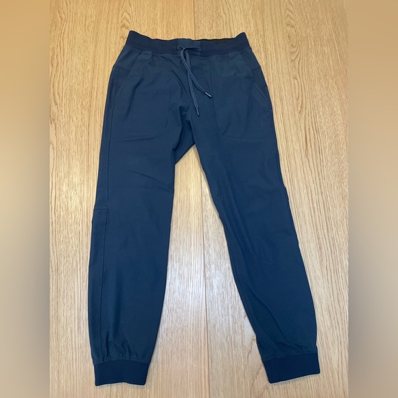 Lululemon ABC Jogger - Picture 1 of 3